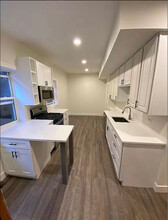 3143 W Warren Blvd-Unit -2 in Chicago, IL - Building Photo - Building Photo