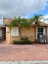 5900 W 21st Ct in Hialeah, FL - Building Photo