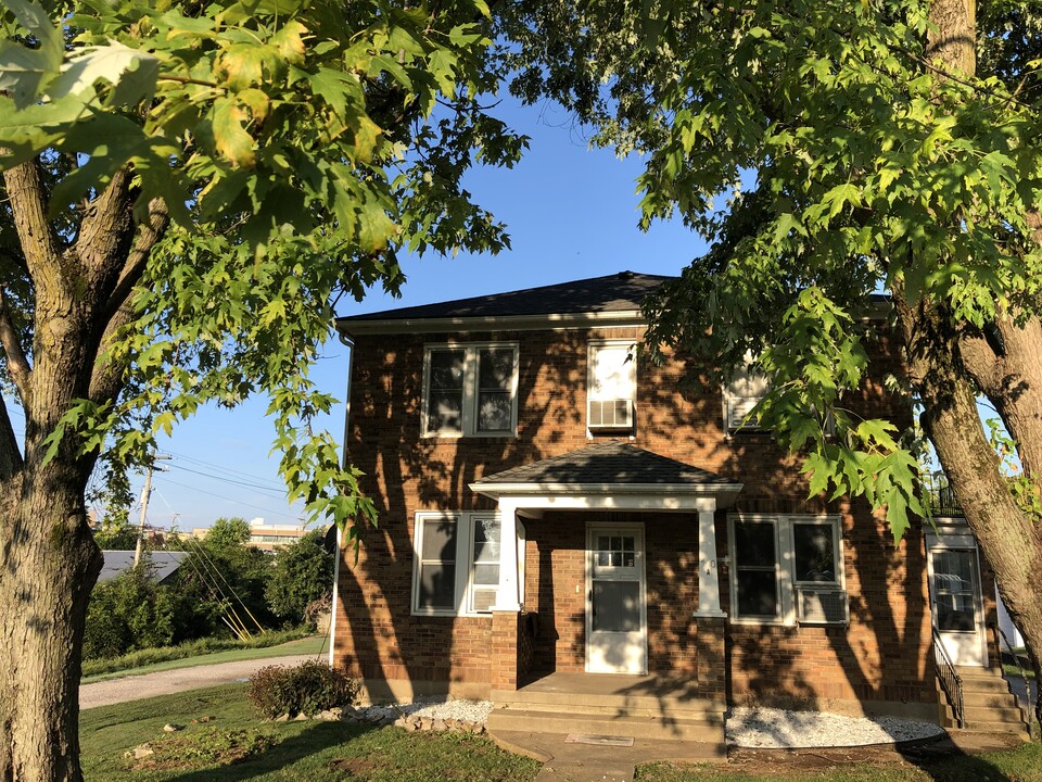 700 N Main St in Perryville, MO - Building Photo