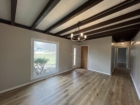 20101 Good Hope Rd in Lannon, WI - Building Photo