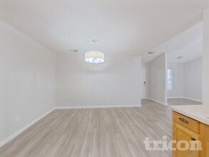 538 Providence Crossing, Unit 3 in Columbia, SC - Building Photo - Building Photo