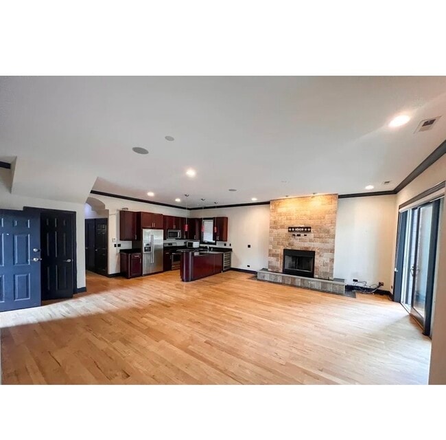 property at 6318 N Albany Ave