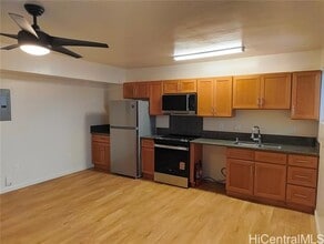 1510 Liholiho St in Honolulu, HI - Building Photo - Building Photo