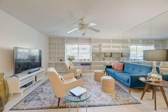 1950 N Andrews Ave, Unit 116D in Wilton Manors, FL - Building Photo - Building Photo