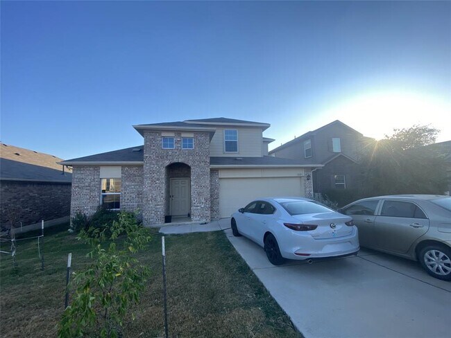 11125 Furrow Hill Dr in Austin, TX - Foto de edificio - Building Photo