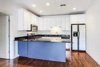5250 N Lincoln Ave in Chicago, IL - Building Photo - Building Photo