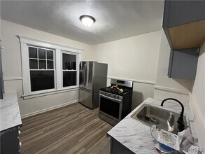 168 Rodney Ave in Buffalo, NY - Building Photo - Building Photo