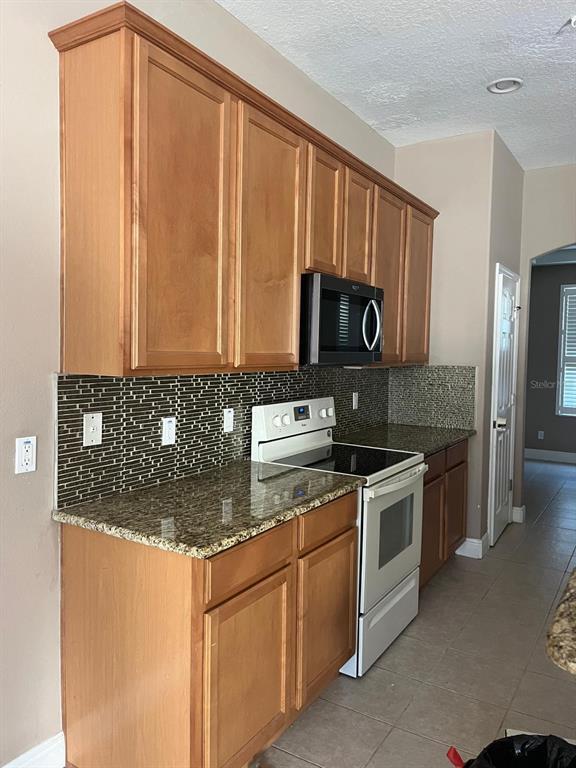 4523 Sunset Ln in Oviedo, FL - Building Photo - Building Photo