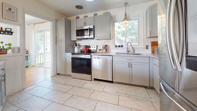 5 Crawford Dr in Bath, ME - Building Photo - Building Photo