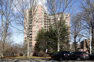 2000 Commonwealth-Brighton in Brighton, MA - Building Photo - Building Photo