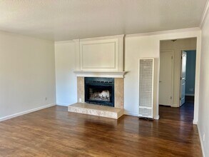 1057 6th Ave in Sonoma, CA - Building Photo - Building Photo