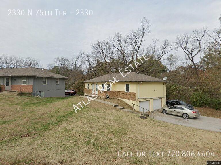 2330 N 75th Terrace-Unit -2330 in Kansas City, KS - Building Photo