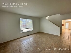 2863 SE Robin Cir in Gresham, OR - Building Photo - Building Photo