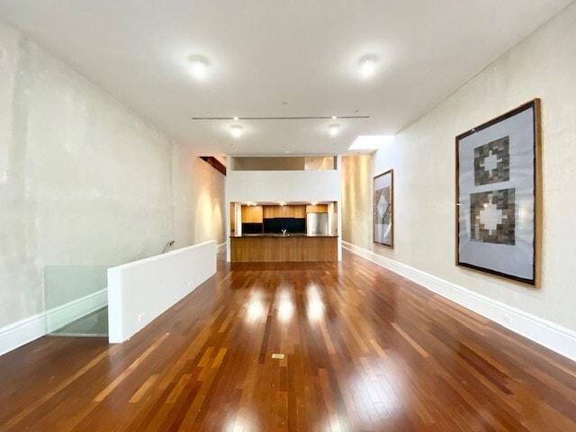 520 1/2 E Grand Ave in Des Moines, IA - Building Photo - Building Photo