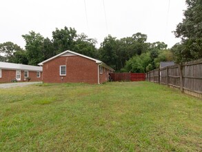 602 Hendrix St in High Point, NC - Building Photo - Building Photo