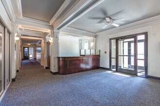 Belmont Apartments in Minneapolis, MN - Building Photo - Interior Photo
