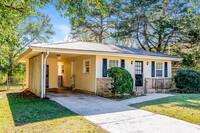 131 Winnetka Way in Birmingham, AL - Foto de edificio - Building Photo