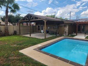 3021 Nyssa Ave in McAllen, TX - Building Photo - Building Photo