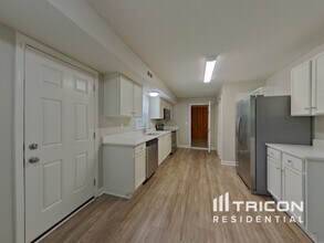 1005 Alston Hill Dr in Charlotte, NC - Building Photo - Building Photo
