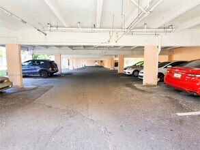 1255 W 53rd St in Hialeah, FL - Building Photo - Building Photo