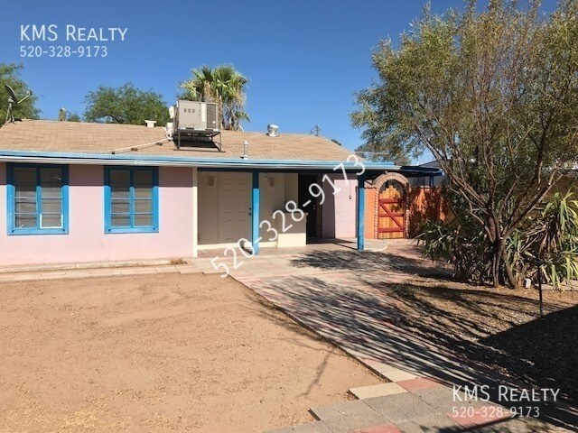 property at 625 N Desert Ave