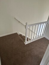 205 High Creek Dr in Roswell, GA - Building Photo - Building Photo