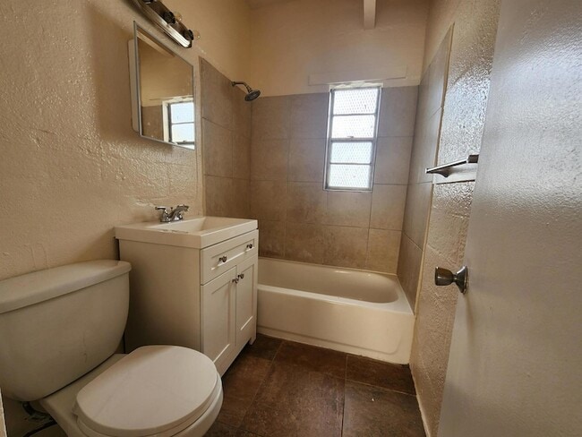 620 20th St, Unit 3 in West Palm Beach, FL - Building Photo - Building Photo