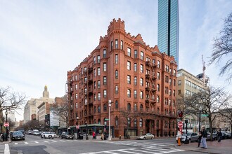 Copley Condominium in Boston, MA - Building Photo - Building Photo