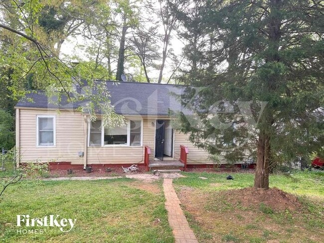 property at 1100 Edgefield Dr SW