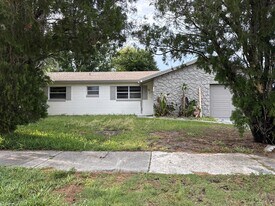 4635 Canna Dr in Orlando, FL - Building Photo