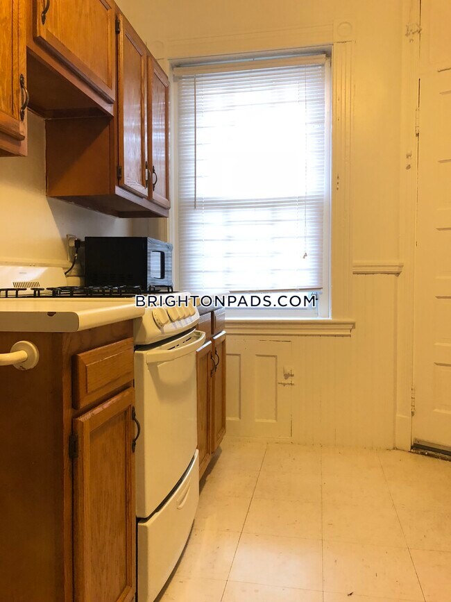 134 Englewood Ave