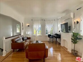 1118 10th St in Santa Monica, CA - Building Photo - Building Photo