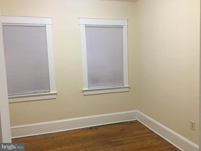 208 W Boscawen St in Winchester, VA - Foto de edificio - Building Photo