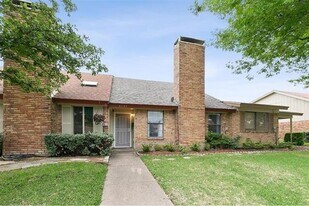 2031 Towngate Dr in Garland, TX - Building Photo