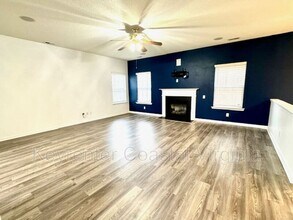 914 Sparrow Ct in Newport News, VA - Building Photo - Building Photo