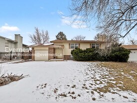 7380 Colonial Dr in Fountain, CO - Building Photo