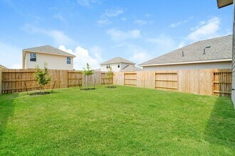 10411 Green Branch in San Antonio, TX - Building Photo - Building Photo