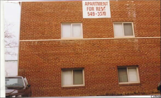 206 E Windsor Ave in Alexandria, VA - Building Photo - Building Photo