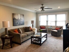 25 Fairfield Way in Commack, NY - Building Photo - Building Photo