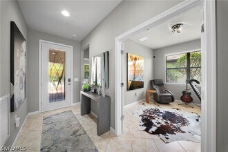 7052 Live Oak Dr in Naples, FL - Building Photo - Building Photo