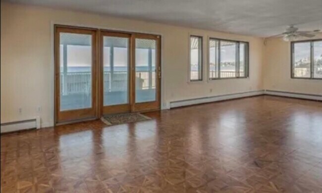 8 Pebble Ave, Unit #2 in Revere, MA - Building Photo - Building Photo