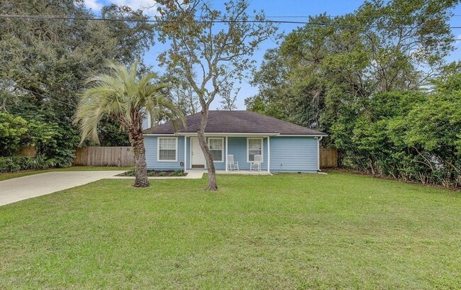 351 Linden Ln