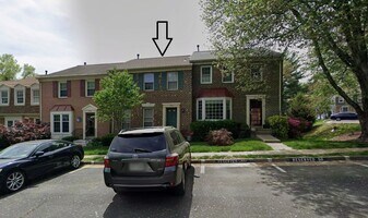 3722 Mount Airey Ln in Annandale, VA - Building Photo