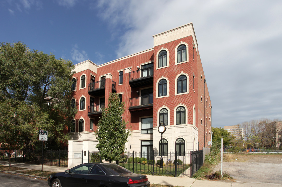 4043 S Drexel Blvd in Chicago, IL - Building Photo