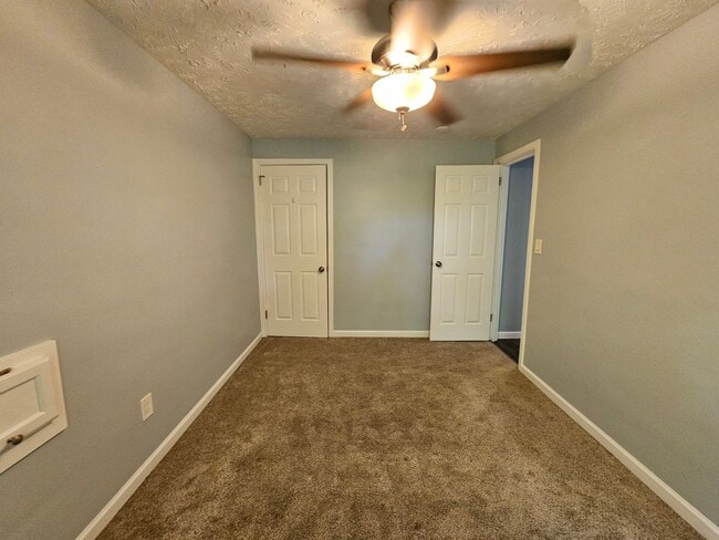 640 Highland Pl in Pittsburgh, PA - Building Photo - Building Photo