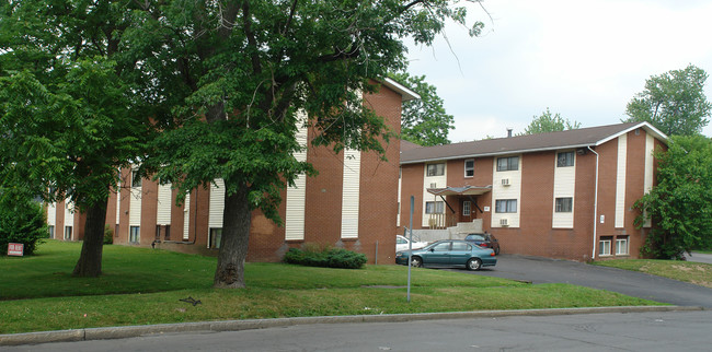 679 W Onondaga St in Syracuse, NY - Building Photo - Building Photo