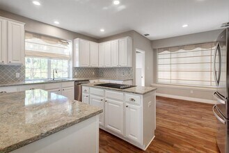 4907 Craig Dr in Austin, TX - Building Photo - Building Photo