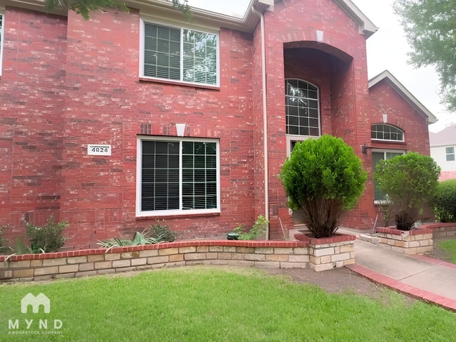 property at 4624 Dalrock Dr