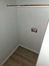 8220 NW 10th St in Oklahoma City, OK - Building Photo - Building Photo