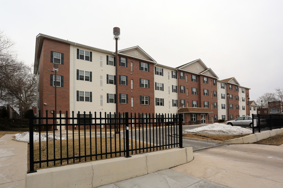 Paschal Senior Housing in Philadelphia, PA - Foto de edificio